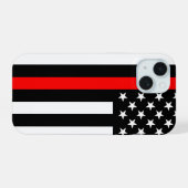 Amerikaanse vlag Dunne rode lijn symbolisch op iPhone 15 Case (Achterkant horizontaal)