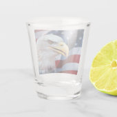 Amerikaanse vlag en Bald Eagle Shot Glas (Achterkant)