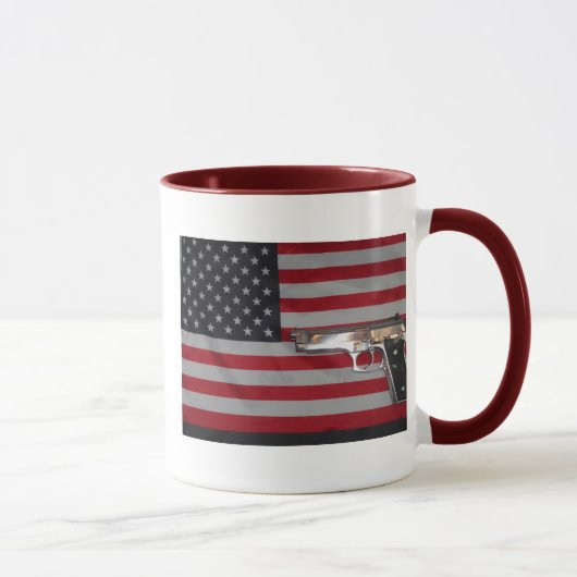 Amerikaanse vlag en Mok van Pistool (Rechts)