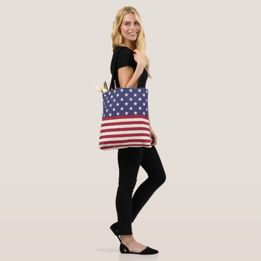 Amerikaanse vlag en Stripes Patriotic USA Tote Bag (Op model)