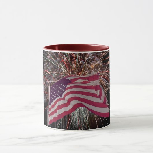 Amerikaanse vlag en vuurwerk mok (Midden)