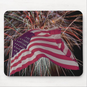 Amerikaanse vlag en vuurwerk muismat
