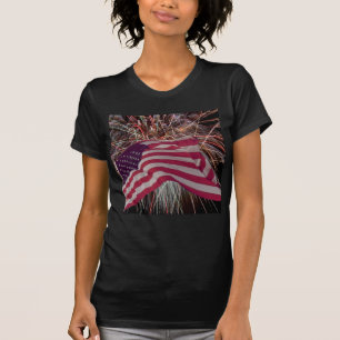 Amerikaanse vlag en vuurwerk t-shirt