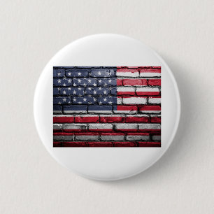Amerikaanse vlag geschilderd op een bakstenen muur ronde button 5,7 cm