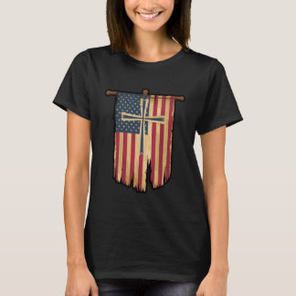 Amerikaanse Vlag Kruis Gebedsontwerp met Afgetobde T-shirt