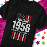Amerikaanse Vlag Limited Edition Stars Vintage 195 T-shirt<br><div class="desc">Dit 1956 verjaardagsontwerp is perfect voor veteranen,  politie,  militair,  actieve dienstleden of elke patriottische Amerikaan geboren in 1956! Met 'Vintage 1956 Limited Edition' en een gedistroyeerde vintage Amerikaanse vlag grafisch.</div>