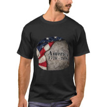 Amerikaanse vlag met "1776 - 2026" op grijs marmer