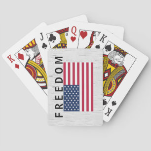 Amerikaanse vlag met Freedom Tekst op berk Pokerkaarten