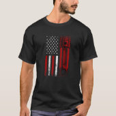 Amerikaanse vlag met motor van auto-pomp grafisch  t-shirt (Voorkant)