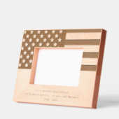 Amerikaanse vlag met pensioen gegraveerde lijstjes (Links)