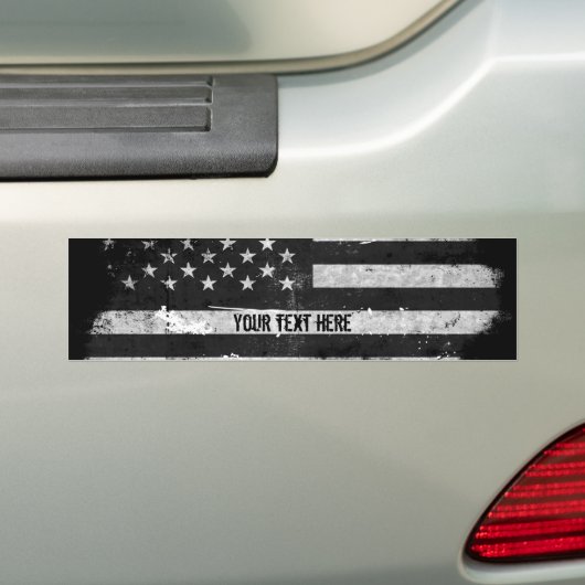 Amerikaanse vlag met zwarte en witte vlag bumpersticker (Op auto)
