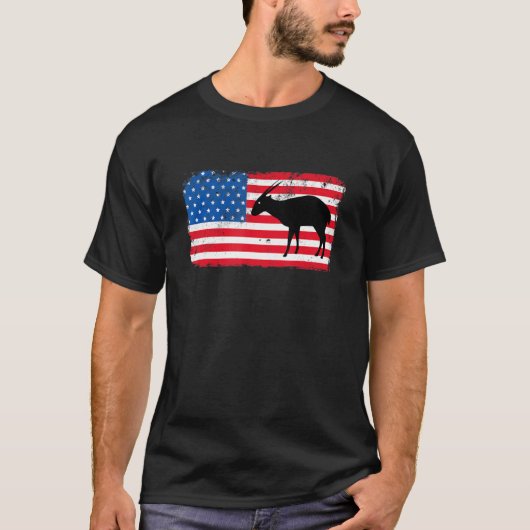 Amerikaanse vlag op 4 juli dierlijk Saola usa patr T-shirt (Voorkant)