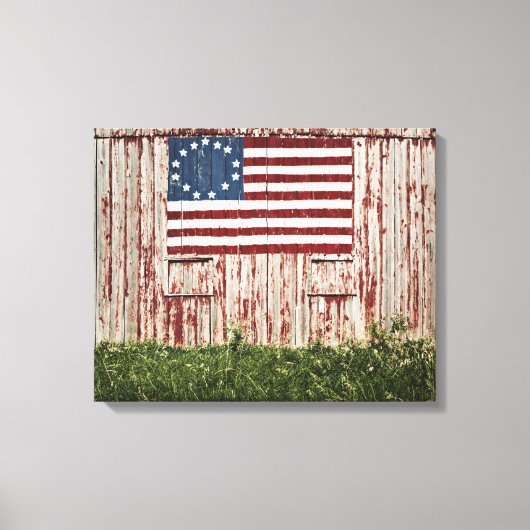 Amerikaanse vlag op schuur geschilderd canvas afdruk (Voorkant)