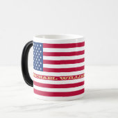 Amerikaanse vlag Patriottische naam Monogramed Col Magische Mok (Voorkant links)