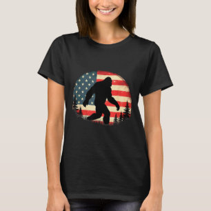 Amerikaanse Vlag Retro Bigfoot Sasquatch Wandelen T-shirt