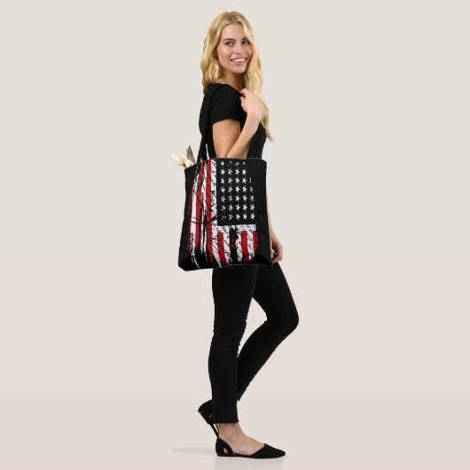  Amerikaanse vlag Tote Bag (Op model)