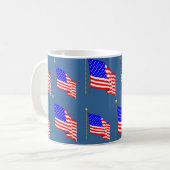 Amerikaanse vlag Waving Koffiemok (Voorkant links)