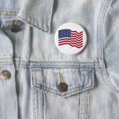 Amerikaanse vlag zwaaiend ronde button 5,7 cm (In situ)