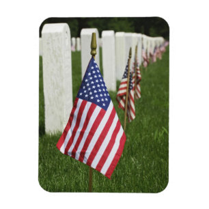 Amerikaanse vlaggen op graven van Amerikaanse vete Magneet