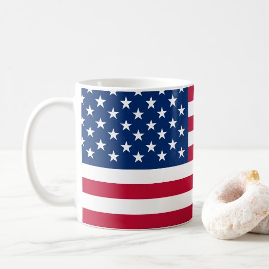 Amerikaanse vlaggestars en stripes koffiemok (Met donut)
