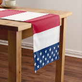 Amerikaanse vlaggestars en stripes korte tafelloper (Voorbeeld)