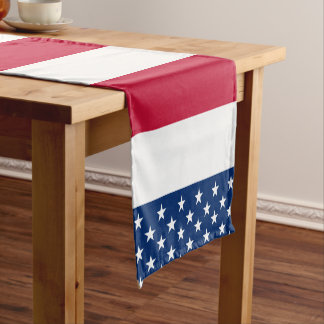 Amerikaanse vlaggestars en stripes korte tafelloper