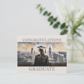 Amerikaanse vrouw Afstuderen gefeliciteerd (Staand voorkant)