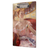 Amerikaanse vrouw met een parelachtig Ketting en e Klembord (Links)