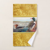 Amerikaanse wilde eenden in een rivier die zwemt bad handdoek (Handdoek)