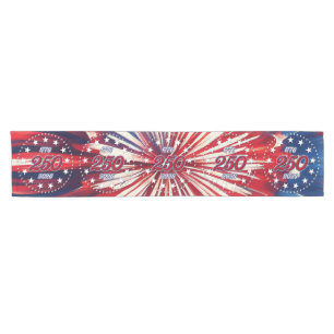 Amerika's 250e Verjaardag 1776-2026 RWB Vuurwerk Korte Tafelloper