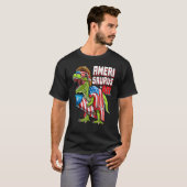 Amerisaurus rex dinosaur 4 juli vuurwerk Amer T-shirt (Voorkant volledig)