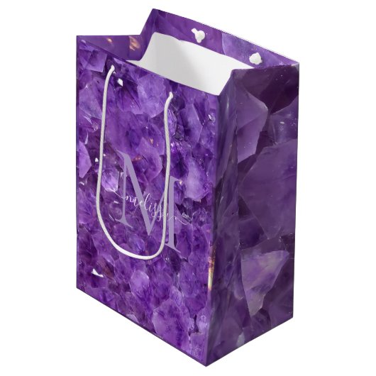 Amethyst Birthstone Monogram Personalized Name Medium Cadeauzakje (Voorkant Gekanteld)