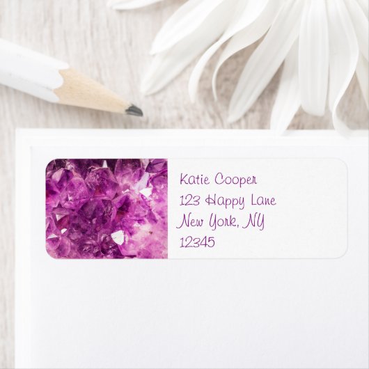 Amethyst Gemstone Afbeelding Shiny and Sparkly Etiket (Insitu)