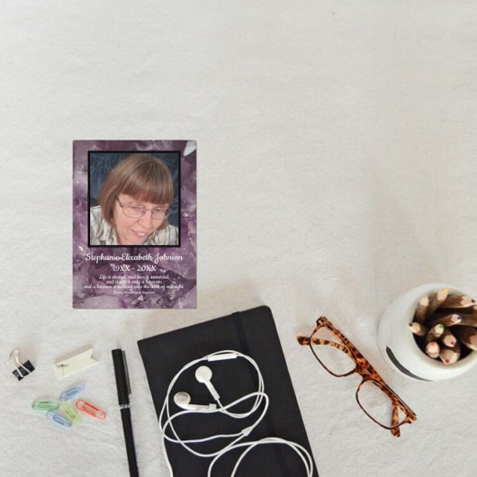 Amethyst-kristalfoto's en citaat programmakaart