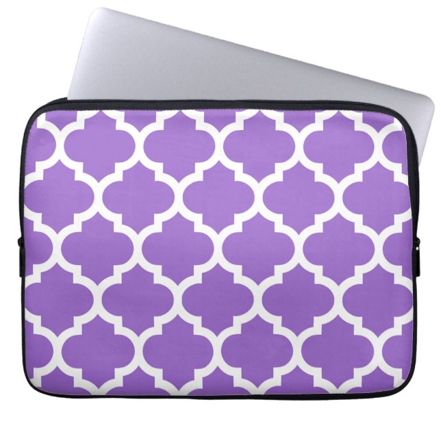 Amethyst White Moroccan Quatrefoil Pattern #5 Laptop Sleeve (Voorkant)
