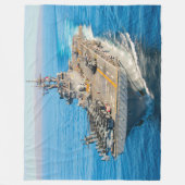 AMFIBISCH AANVALSSCHIP - LHD 2 FLEECE DEKEN (Voorkant)