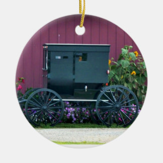 Amish Buggy-Barnyard Keramisch Ornament