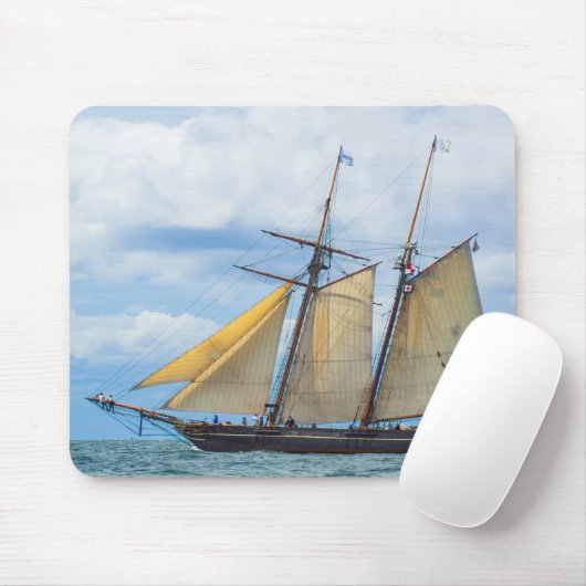 Amistad under Sail Muismat (Met muis)