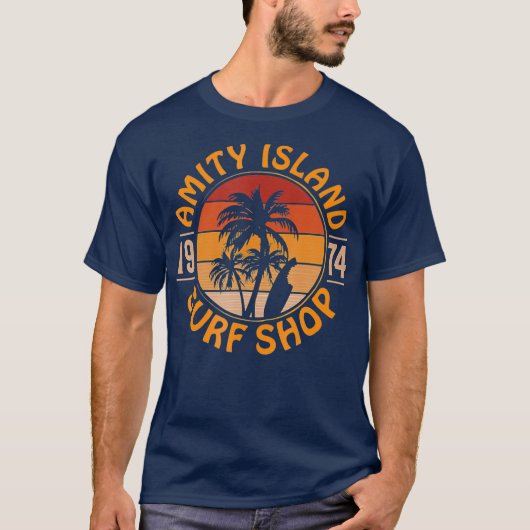 Amity Island Surf Shop 1974 T-shirt (Voorkant)