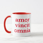 Amor Vincit Omnia- Latijn Quote Mok (Links)