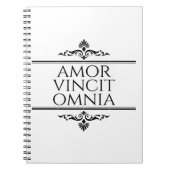 Amor Vincit Omnia Love verovert alle Latijnse zinn Notitieboek (Voorkant)