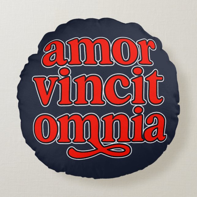 Amor vincit omnia rond kussen (Voorkant)