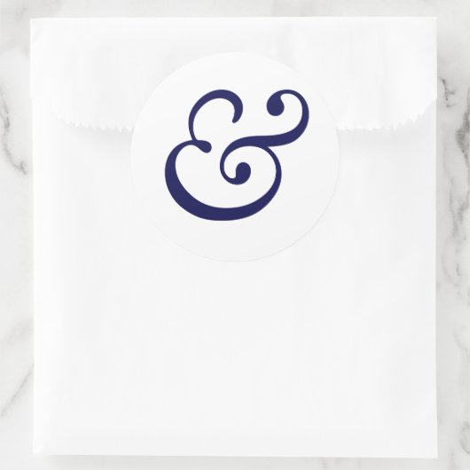 Ampersand is  ronde sticker (Tas)