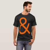 Ampersand - Oranje op donker T-shirt (Voorkant volledig)