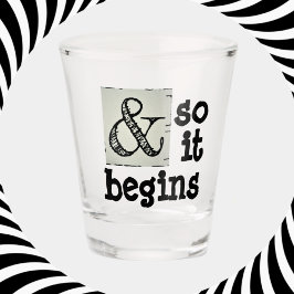 Ampersand Symbool en zo begint het met humoristisc Shot Glas