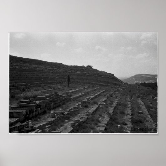 Amphitheater Limestone Quarry in the Crimea Poster (Voorkant)