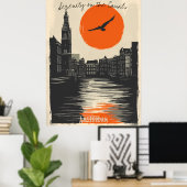 Amsterdam bij schemering - Minimalistische kanaalr Poster (Thuiskantoor)