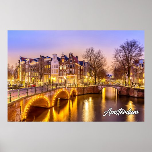Amsterdam, Nederland bij zonsondergang Poster (Voorkant)