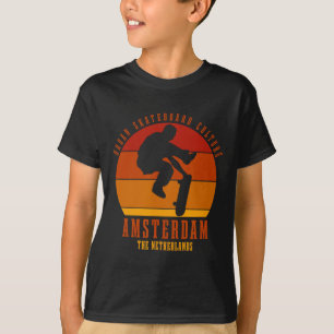 Amsterdam Skateboarder Urn Skateboarden 4 T-shirt