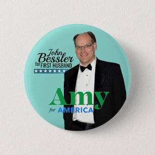 Amy Klobuchar 2020 / John Bessler voor Eerste Husb Ronde Button 5,7 Cm